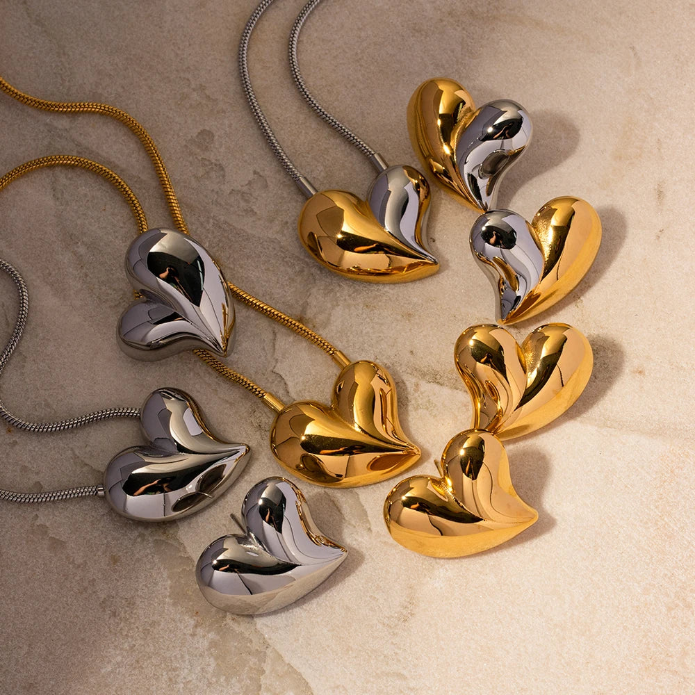 Aretes Love