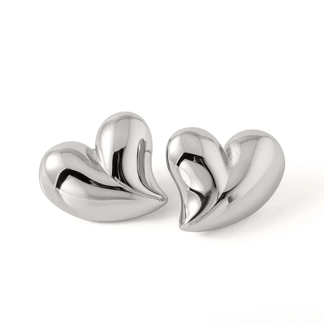 Aretes Love