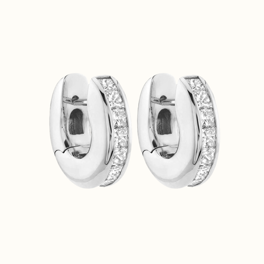 Aretes Hoops Anchos con Canal de Zirconias